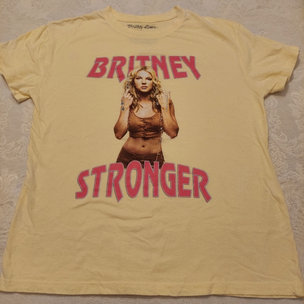 Britney Spears Stronger yellow graphic t shirt. Size medium